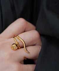 Body Wave 2F Ring