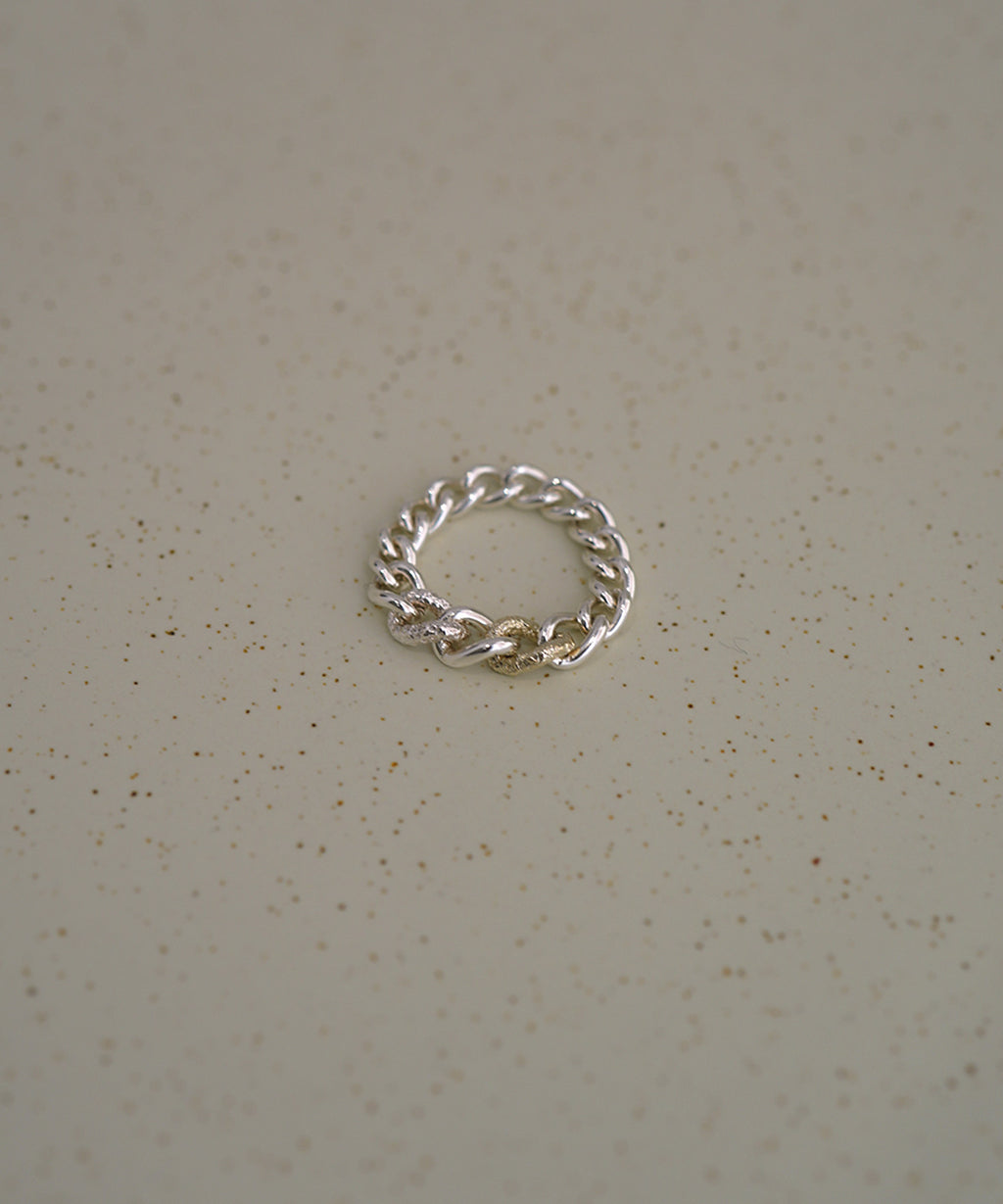 Frost Chain&K10Chain Ring – un by Tomoyo Yoshida | 公式オンライン