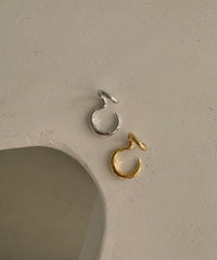 Body CL Earcuff