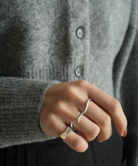 Body Wave 2F Ring