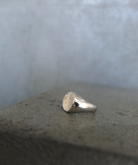 Briller Signet Round M Ring