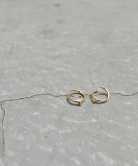 K10Symbol C S Earcuff