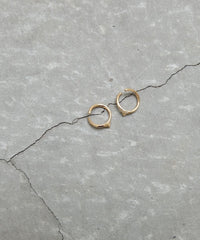 K10Symbol C DIA S Earcuff