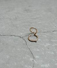 K10Symbol Z DIA S Earcuff