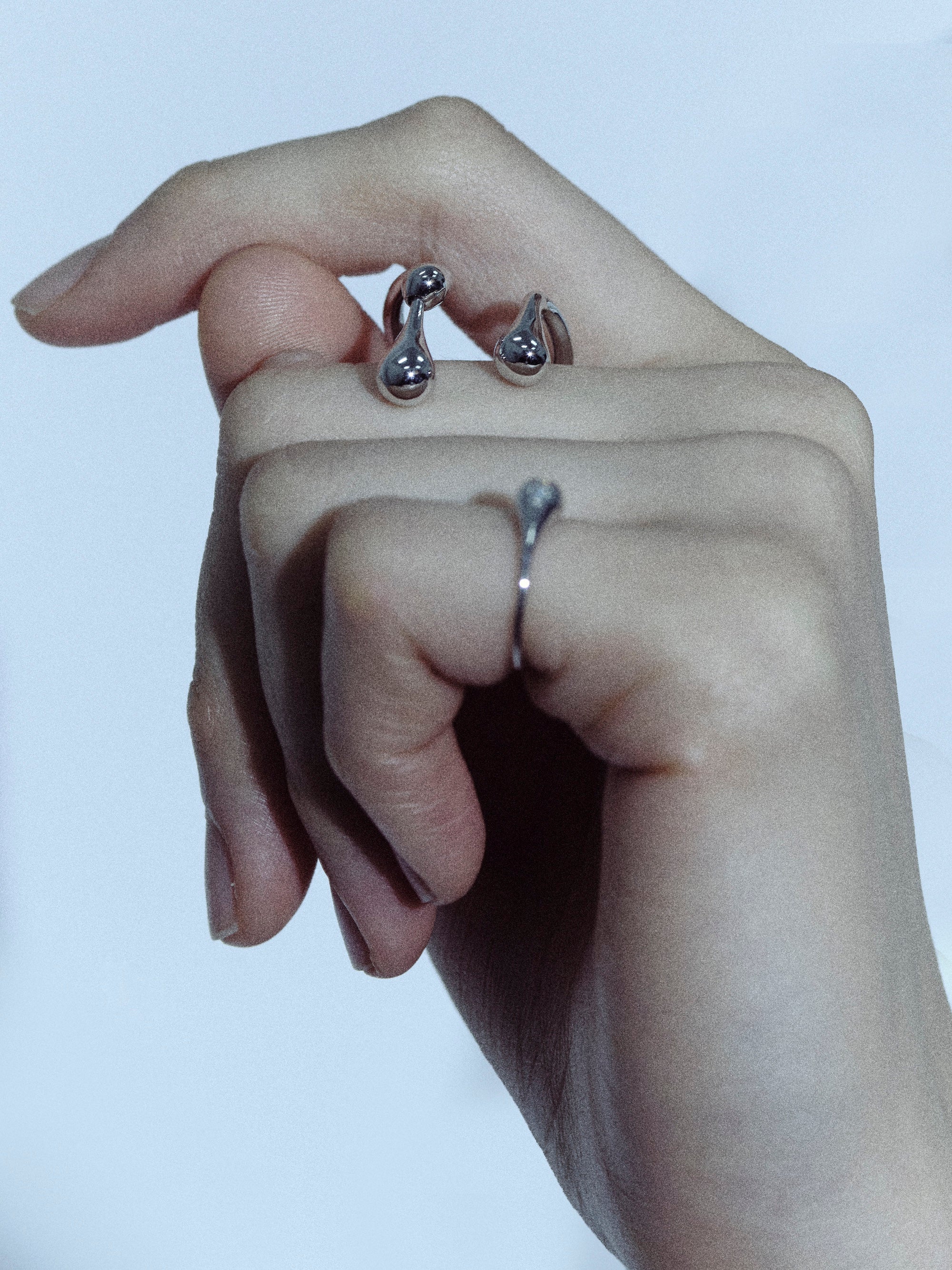 ソレイユ・ルヴァン Ring un by Tomoyo Yoshida 26SS COLLECTION – un by Tomoyo Yoshida | 公式オンラインストア