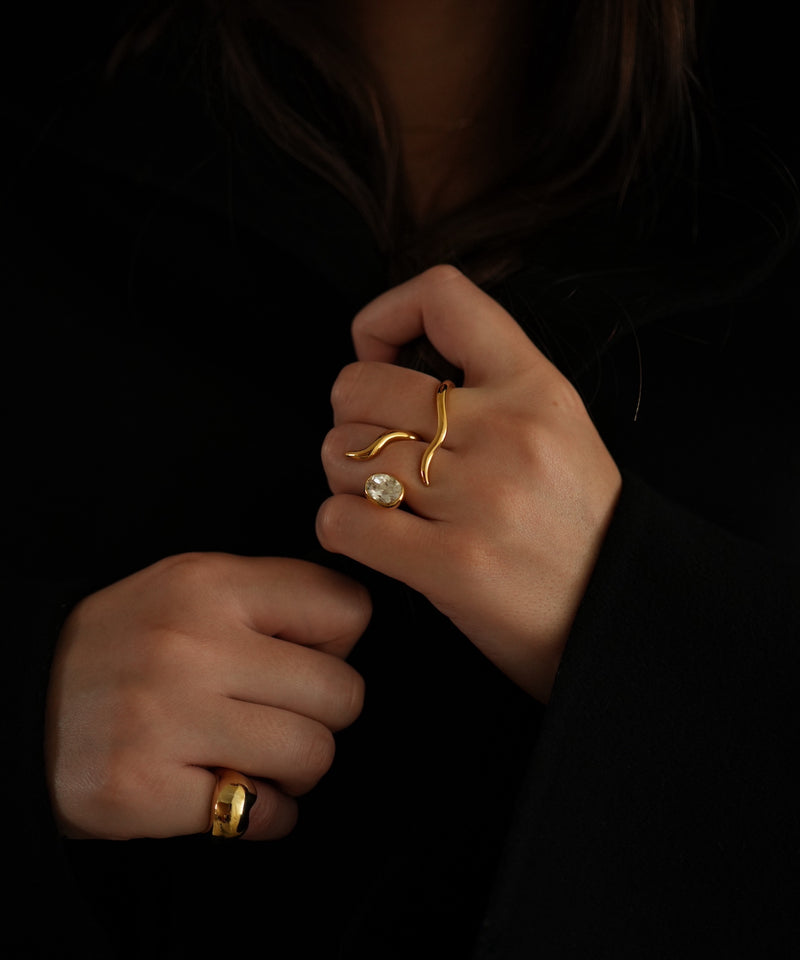 Body Wave 2F Ring