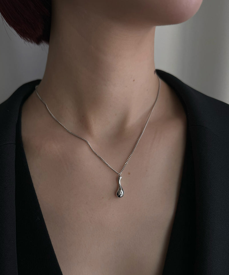 Symbol Mère M Necklace