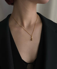 Symbol Mère M Necklace