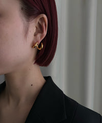 Body W Hoop M Earring