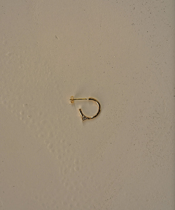 K10Symbol Hoop DIA S Pierced