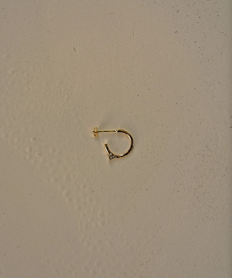K10Symbol Hoop DIA S Pierced