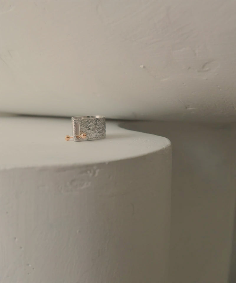 Sol K10 I Shape W Ring