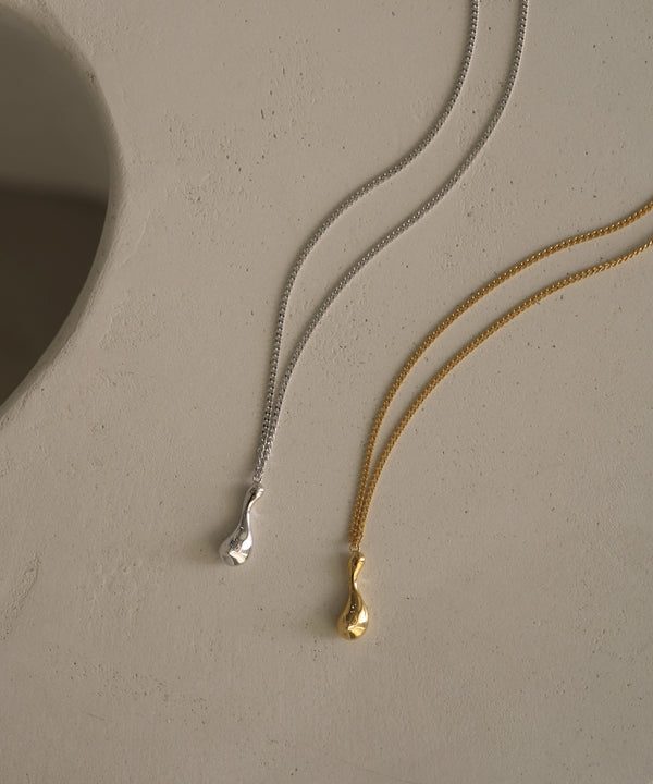 Symbol Mère M Necklace