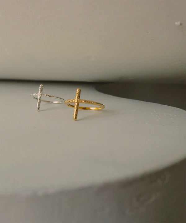 Frost Cross M Ring