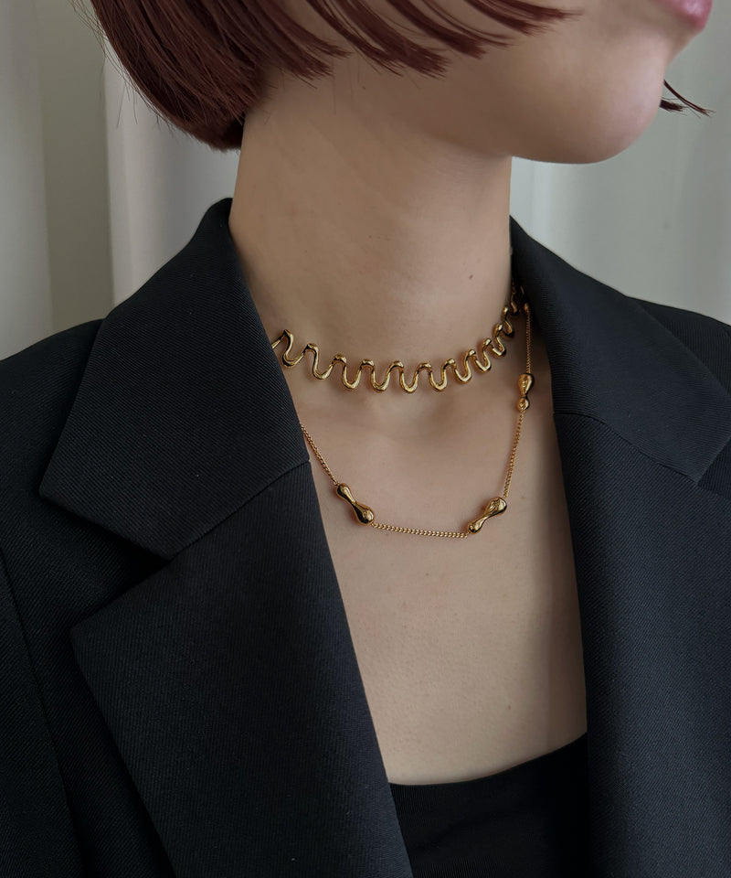 Body Wave M Necklace