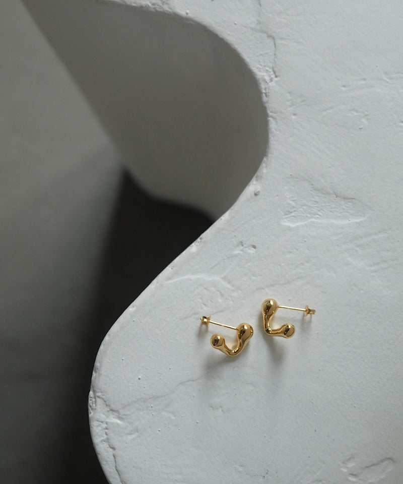 Cellule V S Earrings