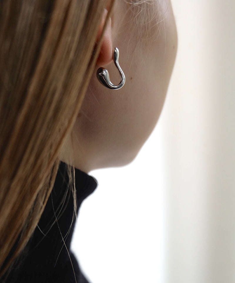 Symbol Mère U Pierced