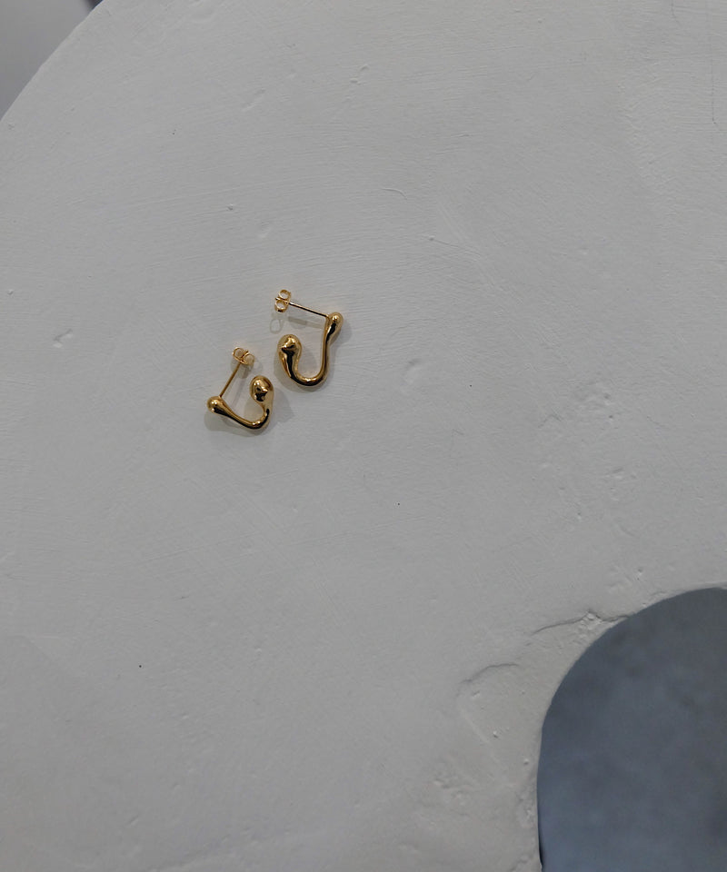 Symbol Mère U Pierced