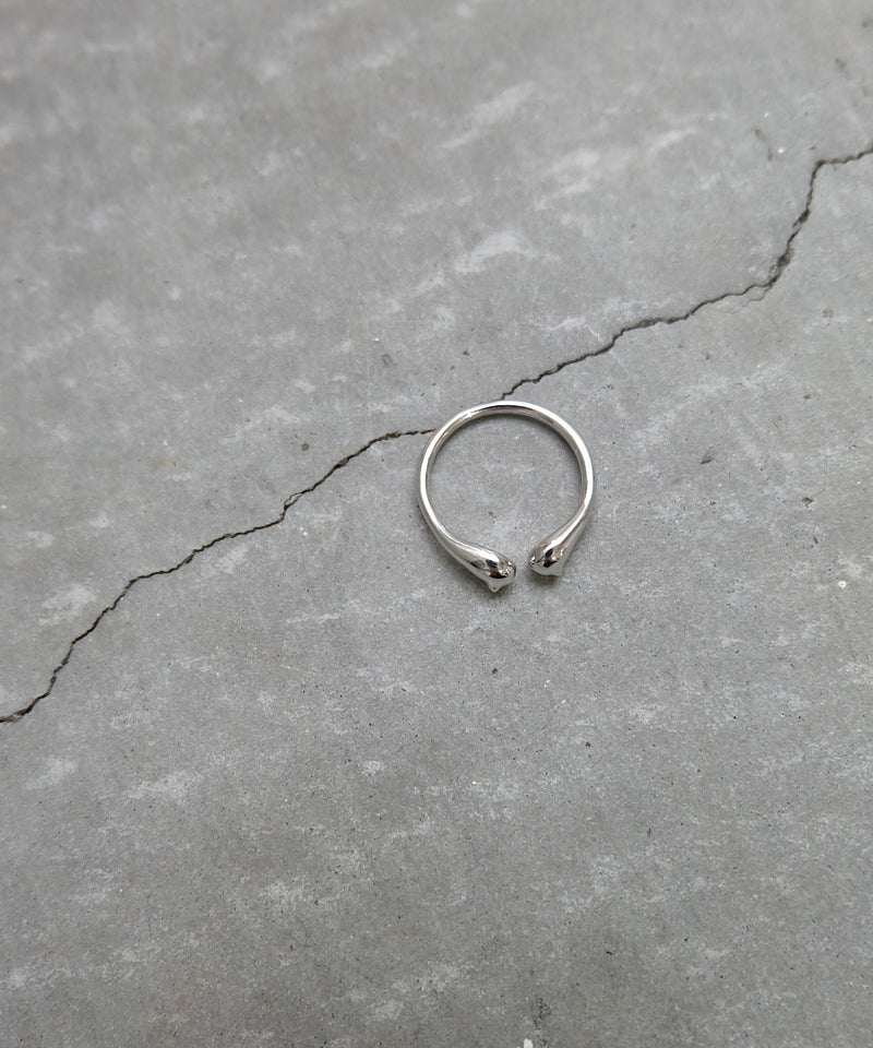 Symbol Mère F Ring