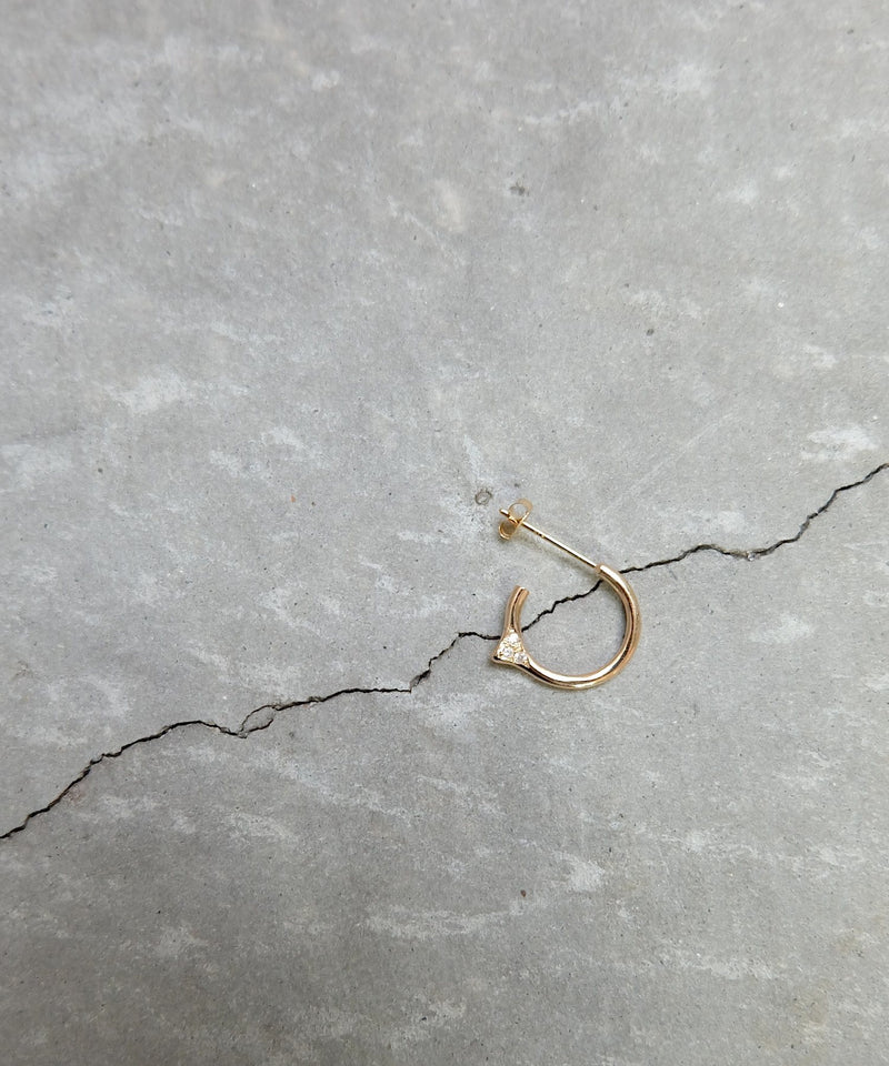 K10Symbol Hoop DIA S Pierced