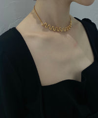 Body Wave M Necklace
